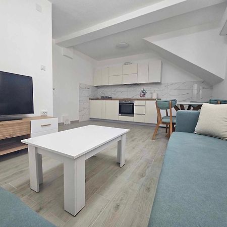 Happy Apartments Strumica Bagian luar foto