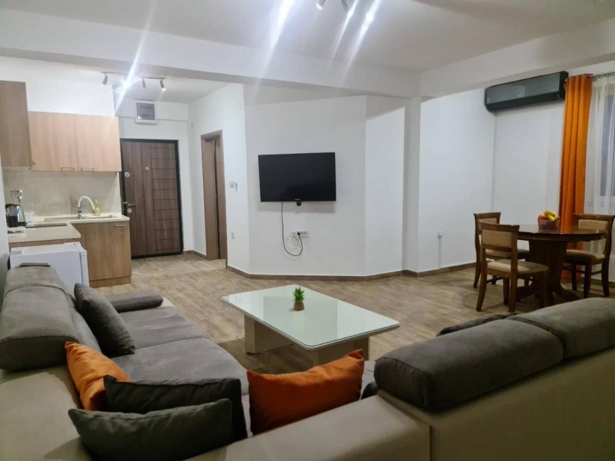 Happy Apartments Strumica Bagian luar foto